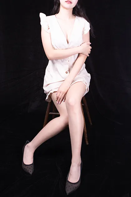 渋谷ハーモニー M嬢りん 出勤スケジュール写真：美乳フェチ！お尻フェチ