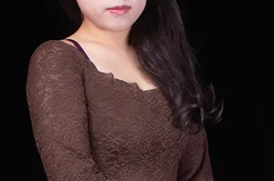 渋谷の会員制SMクラブ「ハーモニー」所属 M嬢めぐみ プロフィール写真1：挑発的なEカップのボディライン